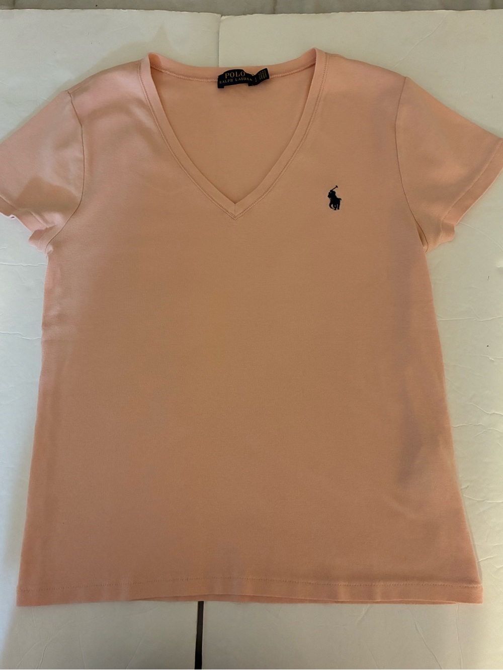 Ralph Lauren Women's V-Neck Tee in Soft Peach Embroidered Logo Casual Preppy - Picture 3 of 12